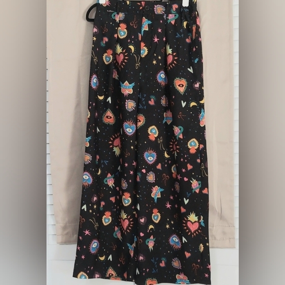 TruthNYC Pants, Size Large Black w/ Various Stylized Hearts, Wide Leg, Pockets - Picture 4 of 8